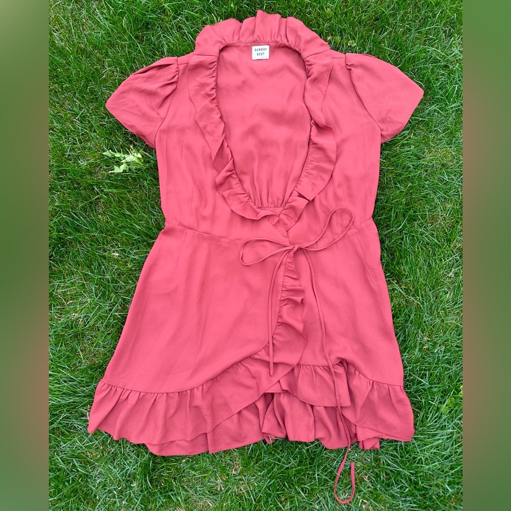 Aritzia Sunday Best Elegant Ruffled Wrap Dress in a Reddy Pink Colour - Picture 3 of 3